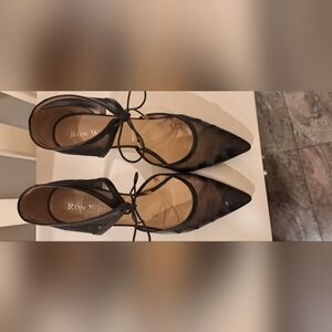 Ron White Heels New